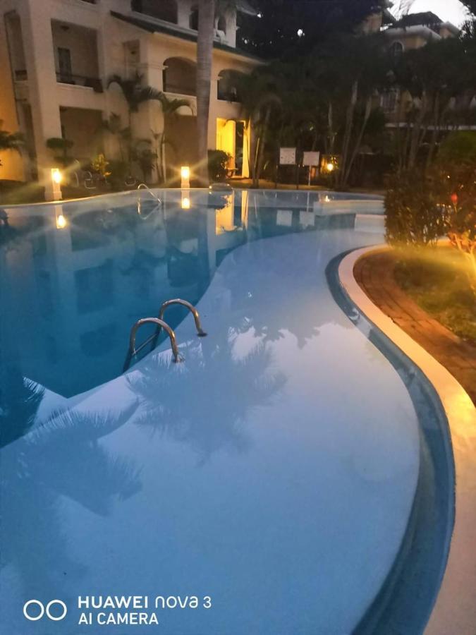A'S Beach Apartment Flic en Flac Exterior foto